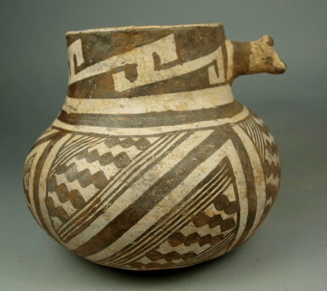 Tularosa dog head pitcher