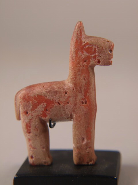 **SOLD**Cute Inca Spondylus Shell Llama