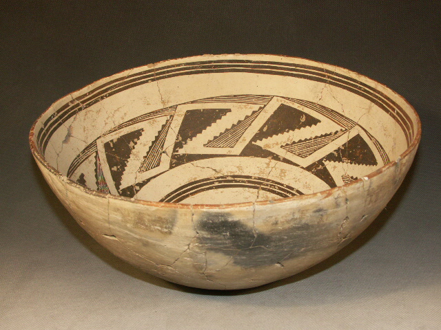 Very Large Mimbres Fine Line Geometric Ex- Museum Very Large Mimbres Fine Line Geometric Ex- Museum